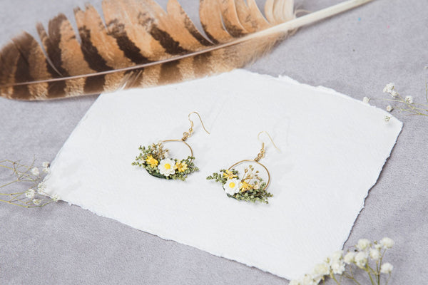 Meadow yellow and white flower earrings