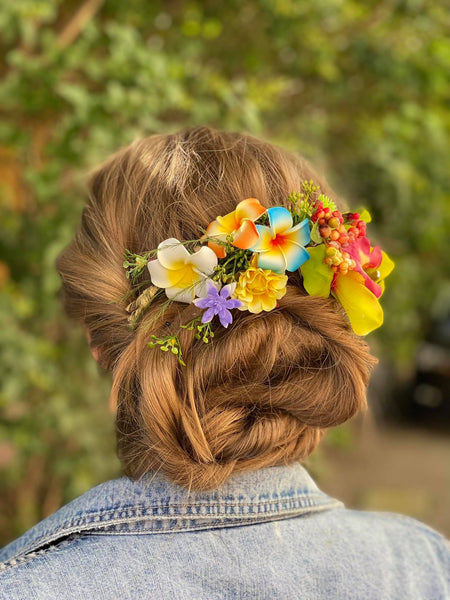 Exotic flower hair comb Plumeria tropical wedding headpiece Colourful summer comb Hawaii hair flowers Bride to be Magaela customisable comb