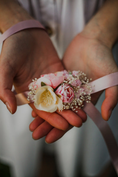 Romantic blush flower bracelet Wedding wrist corsage Pink peony and ivory bracelet with ribbon Adjustable Bridesmaid bracelets Customsiable