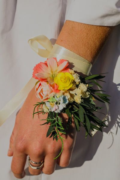 Tropical summer bracelets Bridal flower bracelet Exotic wedding jewellery Flower wrist corsage Summer colourful bracelet Bride to be Magaela