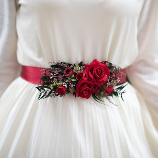 Wedding belt with red roses