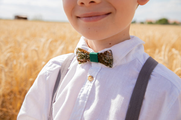 Brown and green wooden resin bow tie