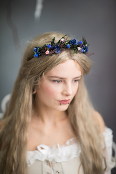 Winter flower headband with blue roses