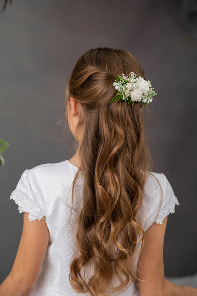 First holy communion clip with roses and pearls