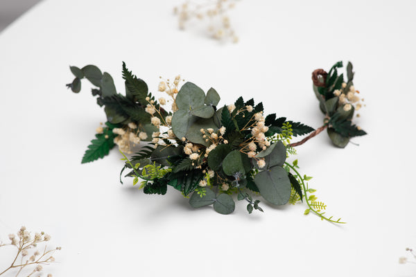 Greenery bendable bridal vine with baby's breath Bridal accessories Eucalyptus flower comb Wedding hair comb Flexible Shapable hair vine
