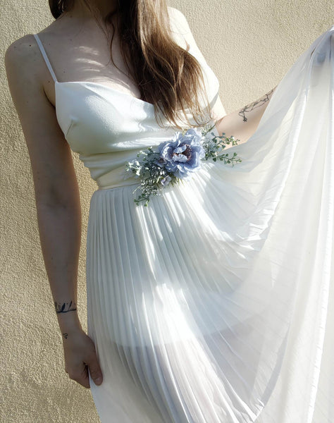 Blue flower belt for bride