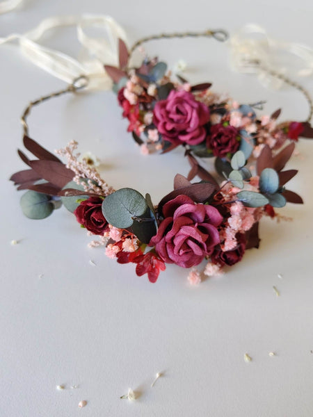 Burgundy crowns for mom and daughter