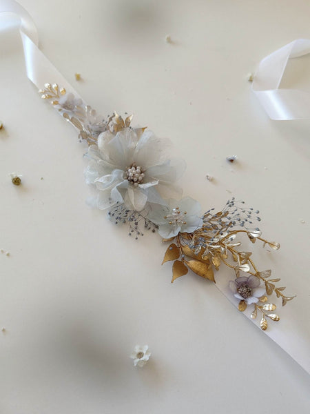 Vintage flower belt