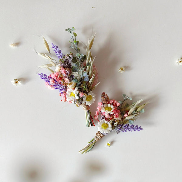 Meadow flower boutonniere