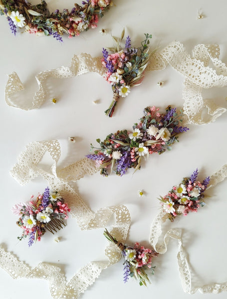 Meadow flower hair comb