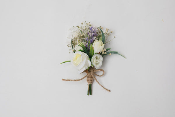 White and ivory bridal bouquet Groom's boutonniere Matching accessories Corsage fro groom Cream bridesmaid bouquet Magaela 2021 wedding