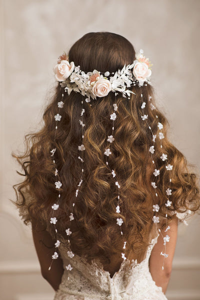 Romantic bridal half wreath Hair vines Wedding pastel headpiece Light peach Ivory wreath Crown for bride White half wreath Magaela Haarkranz