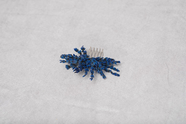 Small lavender flower comb Wedding hair flowers Lavender provence comb Magaela Bridal headpiece Navy blue preserved flower comb Bride 2021
