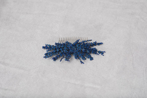 Lavender flower hair comb Bridal headpiece Navy blue baby's breath wedding comb Provence wedding 2021 Preserved lavender comb Magaela Hair flowers Bride