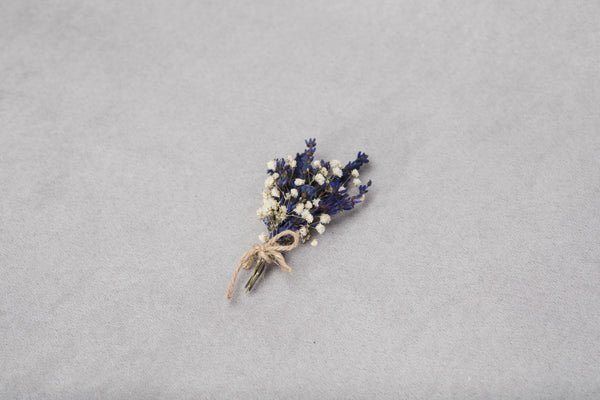 Lavender boutonniere Natural groom buttonhole Witness jacket pin Groomsmen corsage Best man boutonnieres Provence boutonniere Magaela