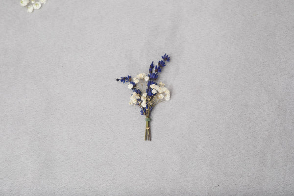 Lavender boutonniere Natural groom buttonhole Witness jacket pin Groomsmen corsage Best man boutonnieres Provence boutonniere Magaela