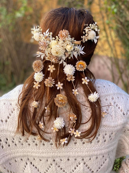 Rustic flower hair comb 1970's inspiration wedding hair vine Half up half down wedding hairstyle Beige bohemian hair flowers Magaela