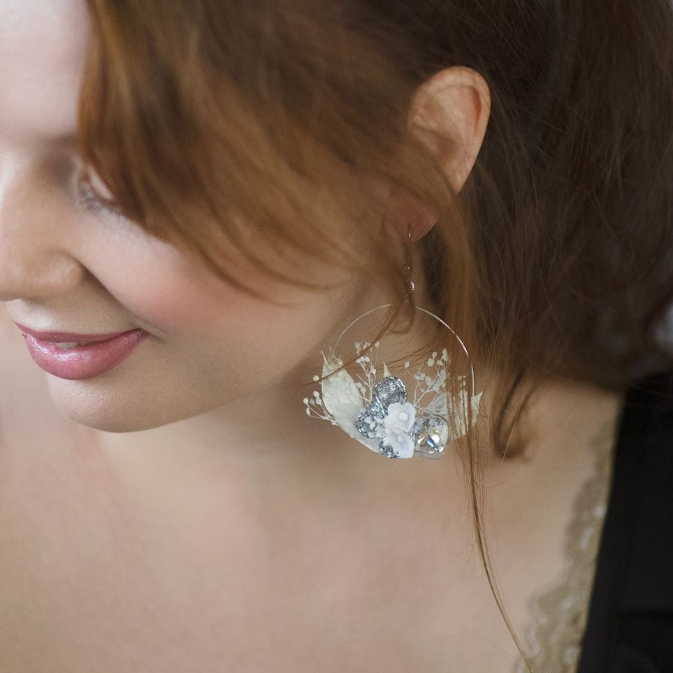 Silver flower shop earrings dangle