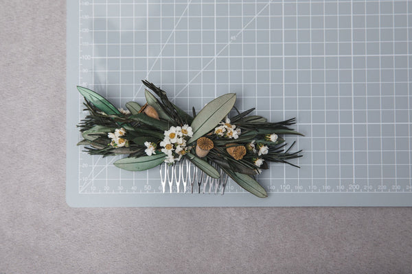 Greenery wedding set of hair comb and wreath 2021 wedding Rustic wedding hair crown Olive leaves wreath Customisable Magaela accessories
