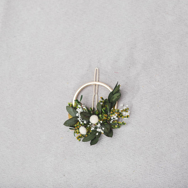Greenery flower hair clip Bridal hair clasp Snap clip for flower girl Green and white headpiece Back to school Customisable Wedding 2021