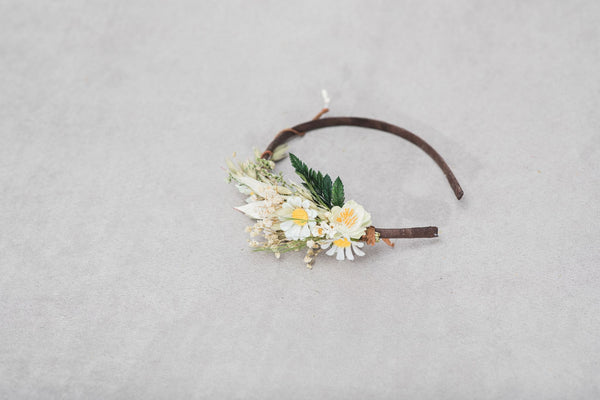 Spring daisy flower headband