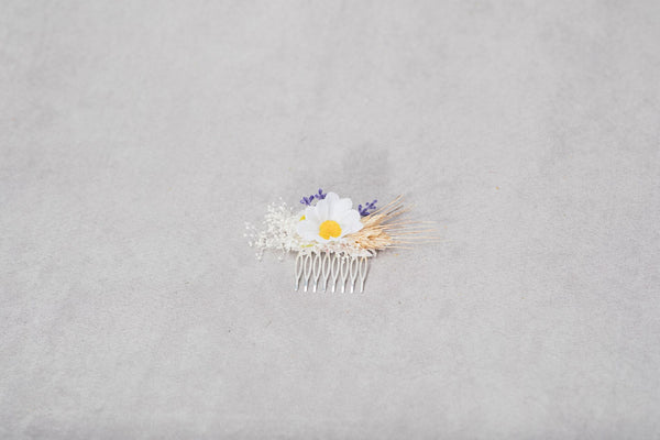Meadow daisy flower hair comb Purple Lavender flower comb Bridal headpiece Meadowy wedding Spring 2021 Hair flowers White and yellow Magaela