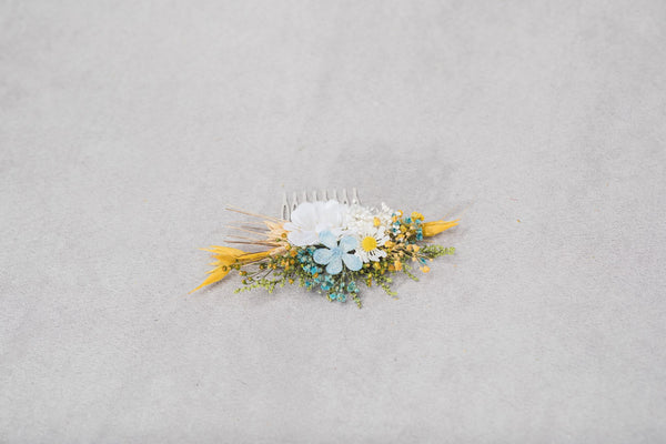 Yellow and white flower hair comb Daisy bridal hair comb Dried flowers Yellow and blue wedding headpiece Meadow flower comb Hair flowers