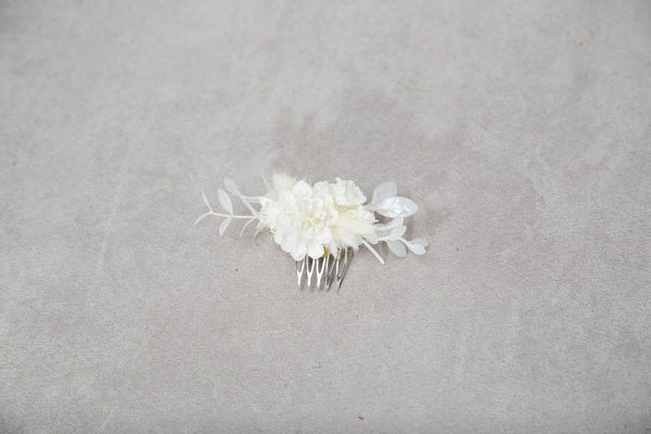 Holy communion flower comb Ivory flower comb for girl 2021 First holy communion Headpiece for flower girl Magaela Customisable Off white