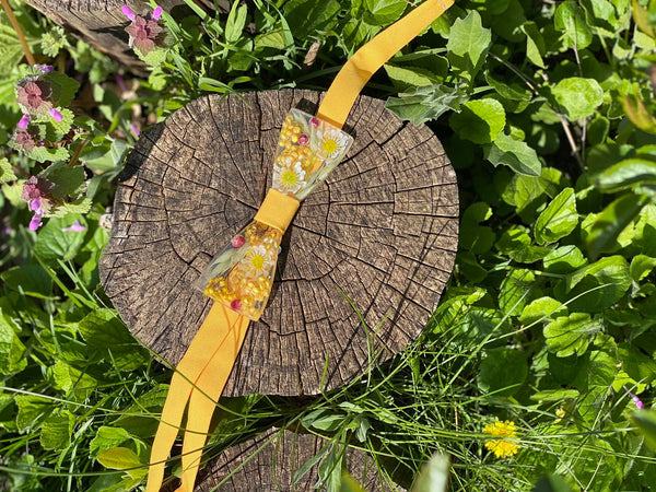 Yellow resin bow tie Groom's bow tie Flower meadow bow tie Magaela accessories Groom 2021 Meadow accessories Resin wooden bow tie