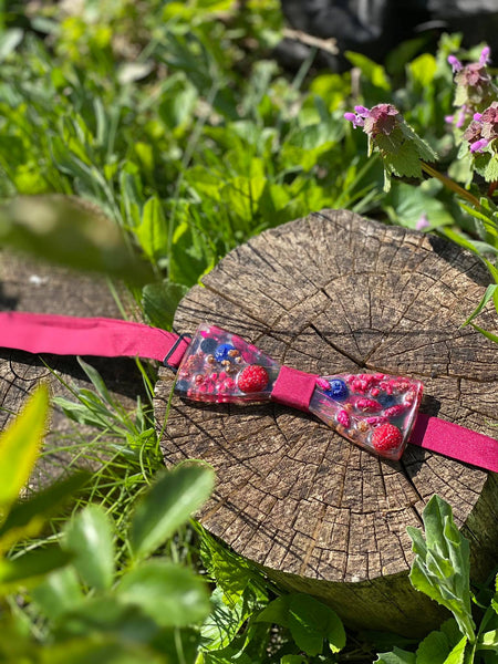 Raspberry flower resin bow tie