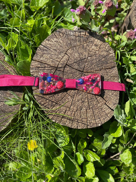 Raspberry flower resin bow tie