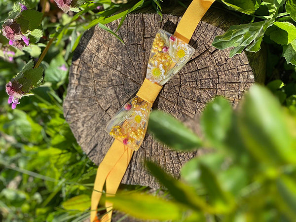 Yellow resin bow tie Groom's bow tie Flower meadow bow tie Magaela accessories Groom 2021 Meadow accessories Resin wooden bow tie