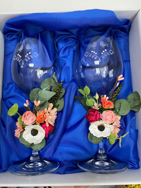 Customisable Flower arrangement for Wedding glasses Bride and Groom glasses decoration Attachable Flowers Durable flower decor for wine/champagne glasses