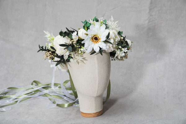 Big boho flower wreath Green and white bridal crown Flower headpiece Bride 2021 Greenery wedding Customisable Wedding hair flowers handmade