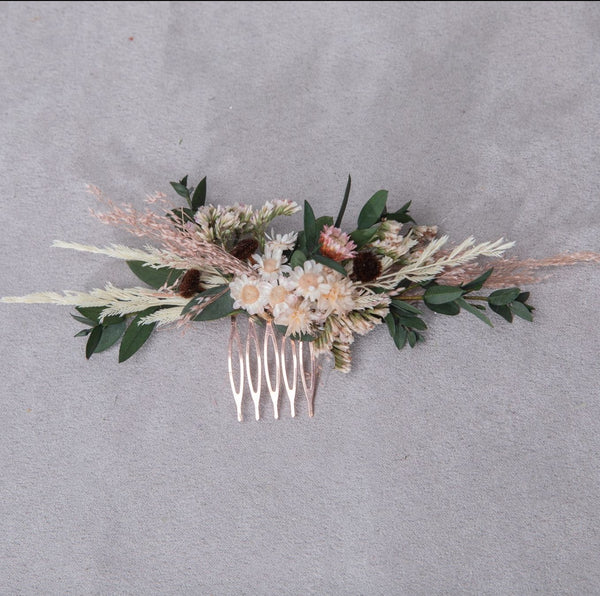 Natural greenery hair comb Preserved flowers Bridal headpiece Handmade Glam bride Wedding hair flowers Eucalyptus comb Flower Jewellery