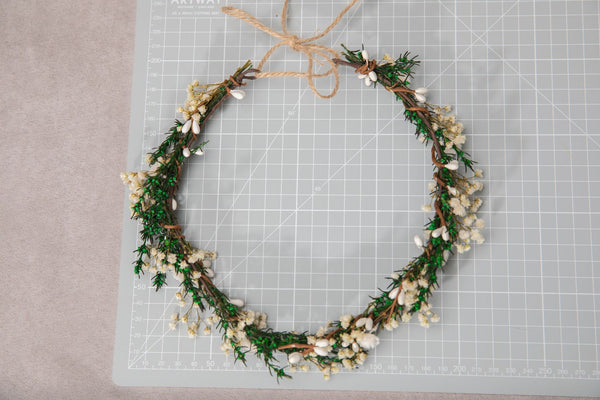 Greenery baby's breath flower crown Bridal headpiece Natural preserved gypsophila crown Magaela Wedding inspiration Handmade accessories