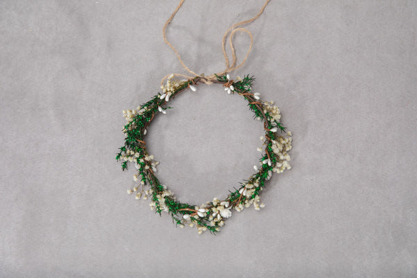 Greenery baby's breath flower crown Bridal headpiece Natural preserved gypsophila crown Magaela Wedding inspiration Handmade accessories