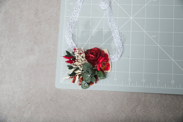 Red wedding flower set Hair vine Flower bracelet Boutonniere for groom Best man corsage Bendable hair vine Bridal hairpiece Wrist corsage