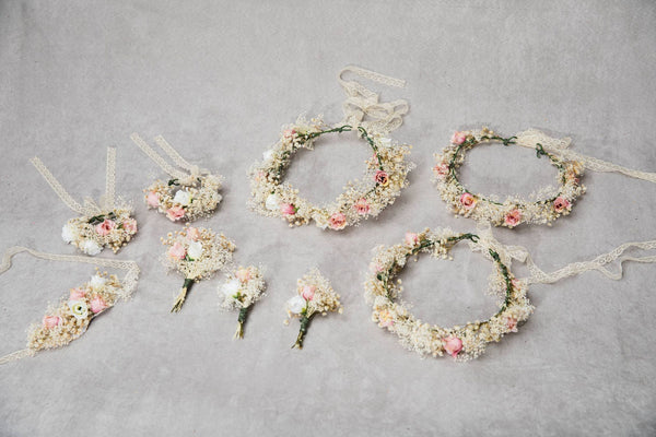 Blush and ivory bridal bracelet Romantic bracelet with blush roses Bridesmaid gift Wrist corsage for bride Magaela Baby's breath bracelet