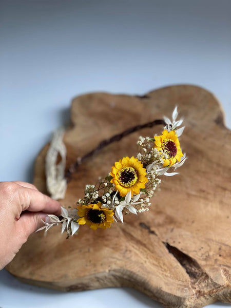 Sunflower hair crown Bridal flower wreath Magaela Ivory and yellow hair wreath Natural flower halo Bride to be Hair accessories Wedding 2021