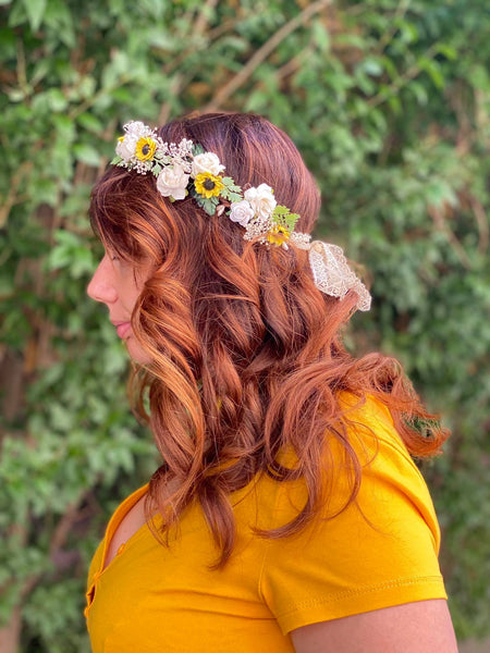 Sunflower flower wreath White roses hair crown Magaela bridal crown Hair wreath Yellow and white wedding wreath Bride to be Sunflower halo