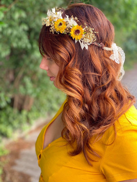 Sunflower hair crown Bridal flower wreath Magaela Ivory and yellow hair wreath Natural flower halo Bride to be Hair accessories Wedding 2021
