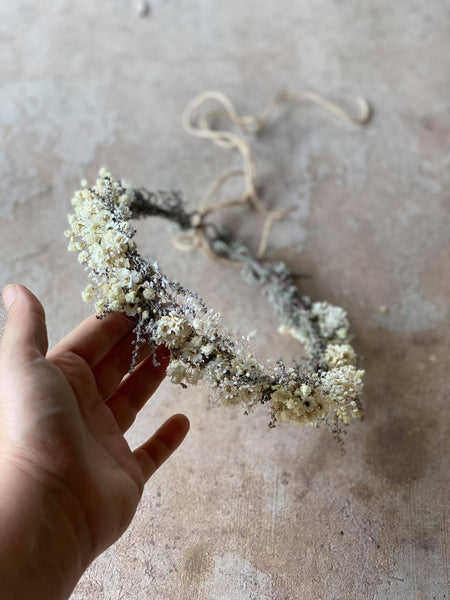 Natural ivory flower crown Preserved baby's breath bridal headpiece Beige wedding accessories Dried flowers Magaela Bridal hair flowers