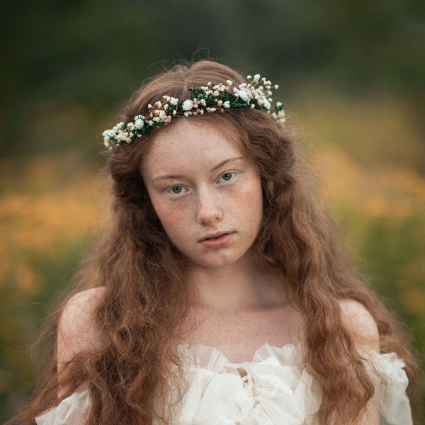 Greenery baby's breath flower crown Bridal headpiece Natural preserved gypsophila crown Magaela Wedding inspiration Handmade accessories