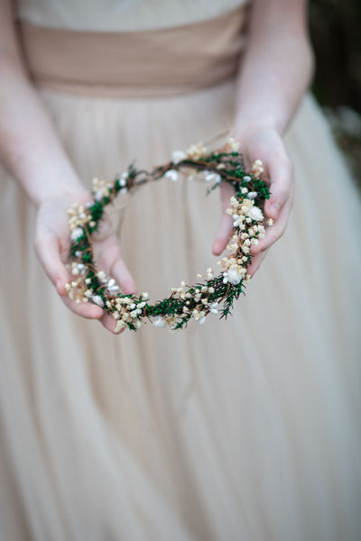Greenery baby's breath flower crown Bridal headpiece Natural preserved gypsophila crown Magaela Wedding inspiration Handmade accessories