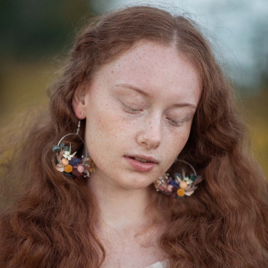 Autumn circle flower earrings