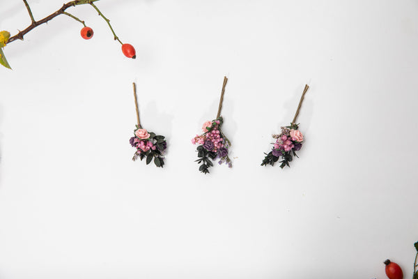 Purple flower hair pins Wedding flower bobby pins Bridal hair accessories Bride to be Purple hairpins Violet hair flowers Magaela Wedding