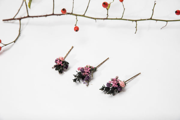 Purple flower hair pins Wedding flower bobby pins Bridal hair accessories Bride to be Purple hairpins Violet hair flowers Magaela Wedding