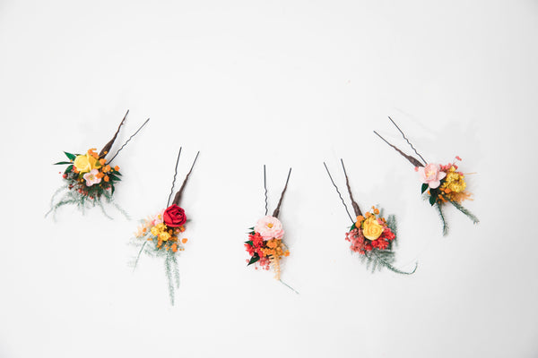 Autumn Frida Kahlo inspired hair vine Bridal flower headpiece Fall wedding Colourful flower hair vine Wedding hairstyle Autumn hair pins