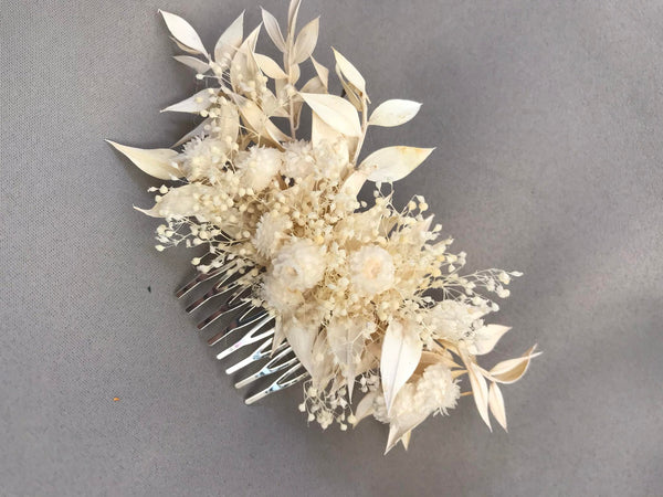 Cream Ruscus flower comb Natural beige wedding headpiece Ivory flower comb Bridal hairstyle Magaela Rustic wedding Boho hair comb Barn